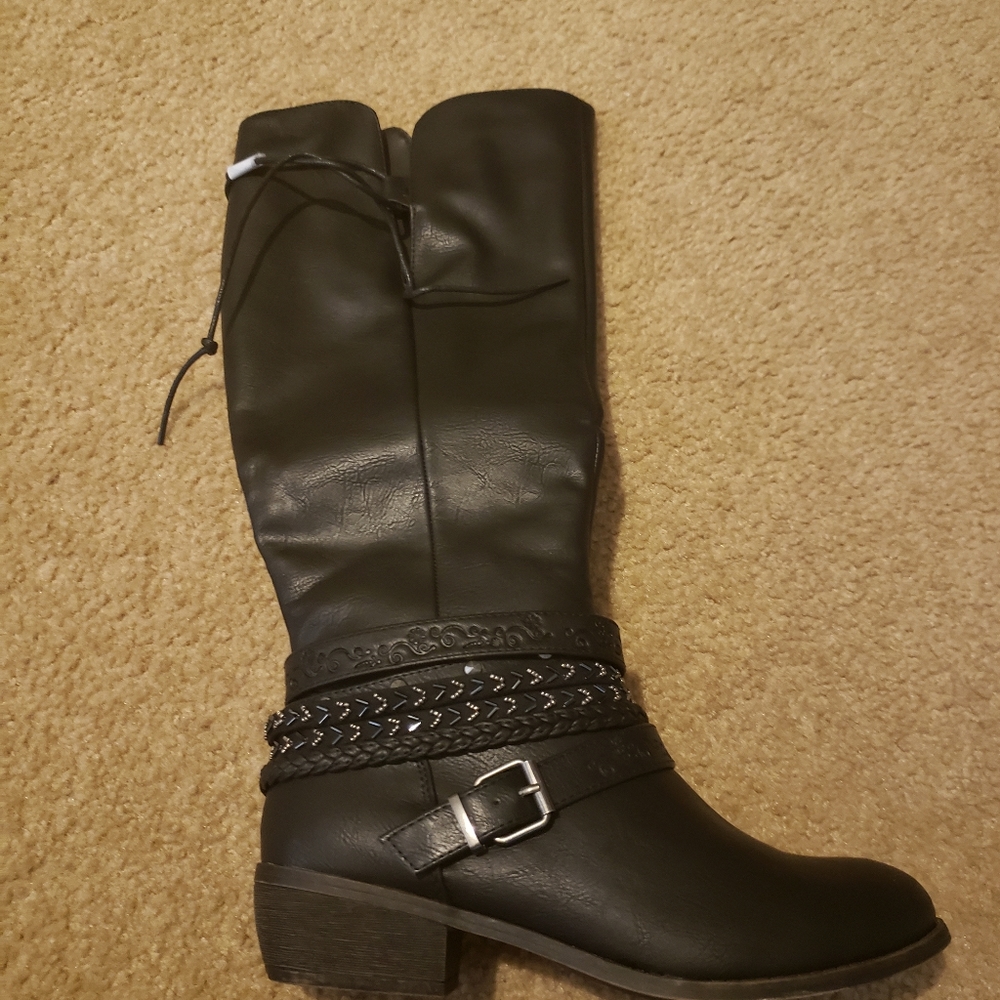 Size 10 Black Knee High Boots